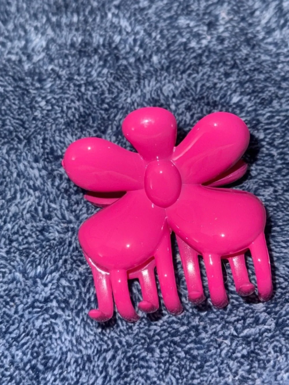 Pink Flower Hair Claw Clip - Bright Pink NWT